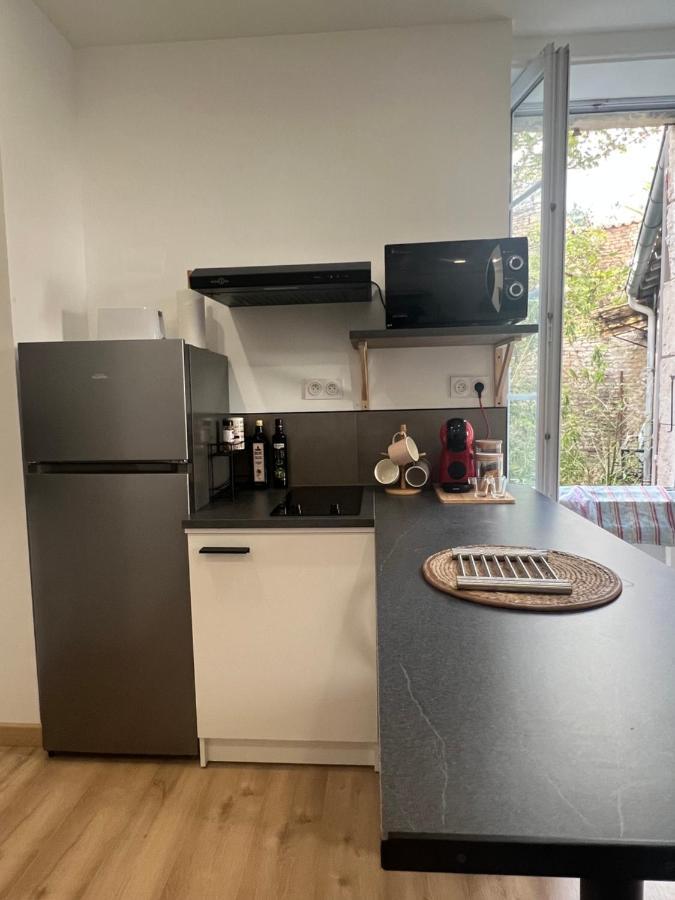Le Bjorn - T1 Chaleureux Refait A Neuf - Centre Apartment Niort Ngoại thất bức ảnh